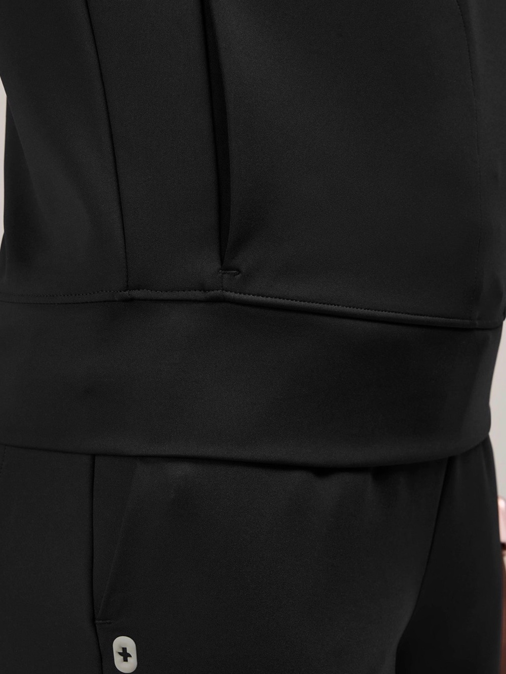 NWT - FIGS FORMx Black Mira Banded Scrub Top - Picture 9 of 11